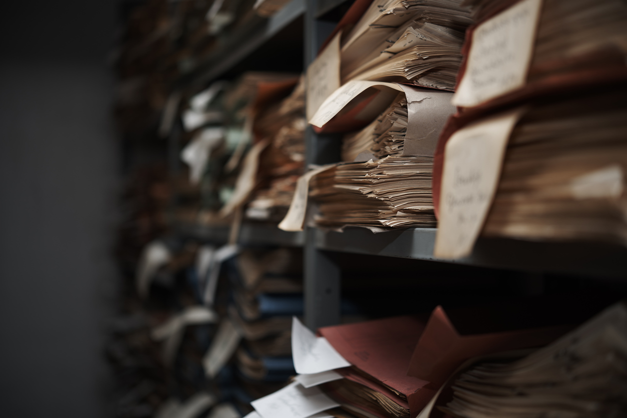 AI-assisted archive search with FileMaker to quickly access, analyze, and retrieve structured data